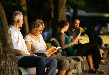 Oi bức giữa trời đông Hà Nội