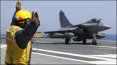 Quan chức Nato thảo luận chủ đề Libya