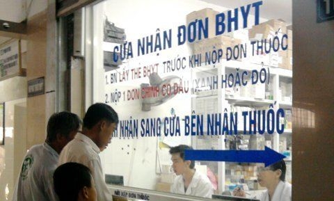 Bệnh viện 'siết' bác sỹ