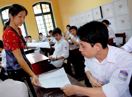 Nhà báo và căn bệnh sính dùng chữ