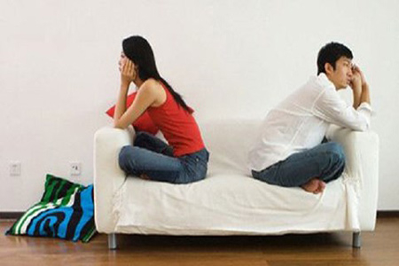 Im lặng sẽ giết chết hôn nhân?