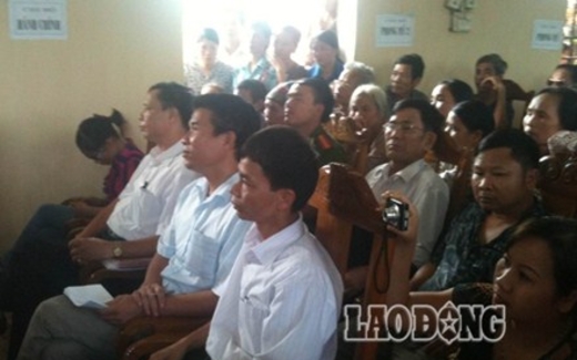 Vụ chôn thuốc trừ sâu: Không thể nói chỉ là thiếu ý thức