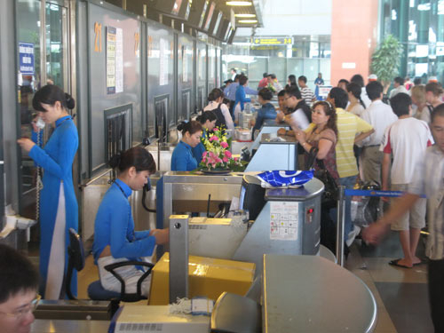 Nhiều đường bay hết vé Tết