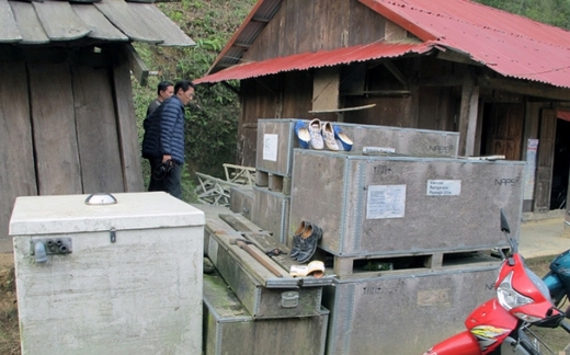 Toilet 5 sao và tiền tỷ phơi nắng