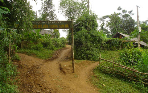 Ở nơi đàn bà đua nhau bỏ chồng con đi biệt tích