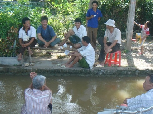 Người miền Trung chật vật vì thiếu điện