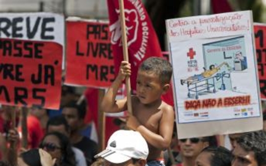 Brazil: Tổng đình công đầu tiên từ hơn 20 năm qua