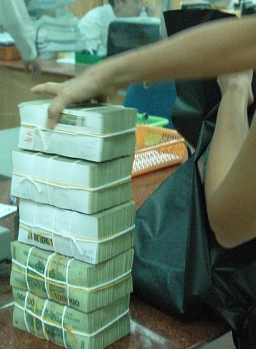 Mắc kẹt với vay tiêu dùng