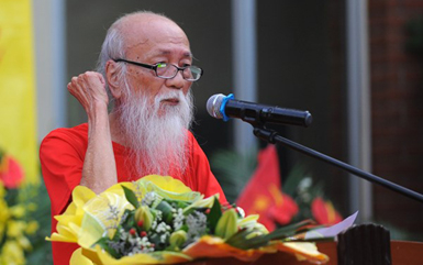 Lời phát biểu xúc động trong ngày khai giảng của PGS Văn Như Cương