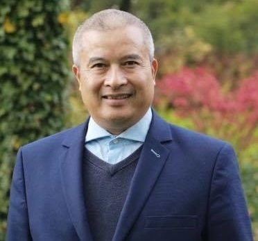 Hãy ở yên trong nhà