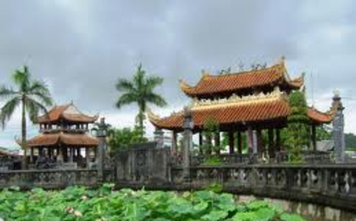 Nam Định trong Em.