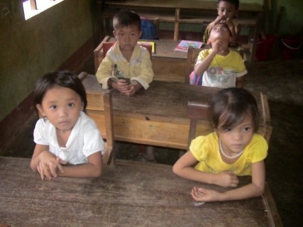 "Xin đừng cứu trợ mì tôm nữa!"