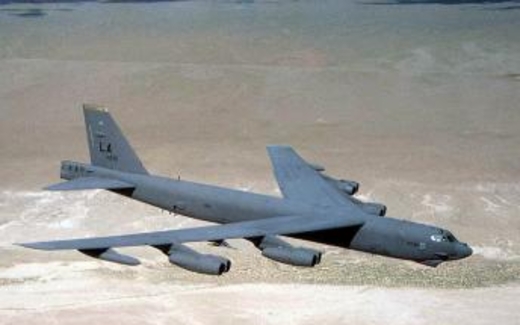 Đọ sức trên Biển Hoa Đông: Trung Quốc bất lực trước đòn thị uy của Mỹ