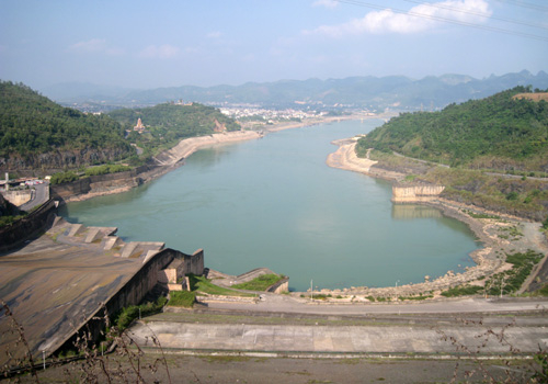 Thủy điện: Coi chừng sập bẫy… (II)