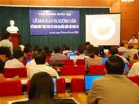 Khi các nghị sĩ ta dùng laptop