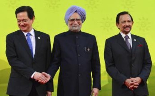 Đọ sức Ấn – Trung về Biển Đông tại Thượng đỉnh Đông Á