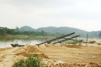 ĐẤT NỔI GIẬN - BÀI 3