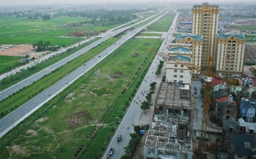 Đất nền ngoại ô cạnh tranh nhà thu nhập thấp