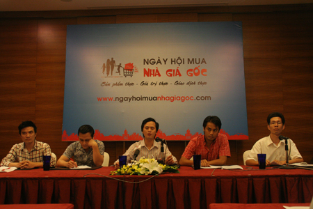 Từ người tố cáo thành BTC Ngày hội nhà giá gốc