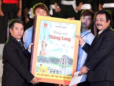 Giá trị tài trợ "cưỡng ép" cả nội dung chương trình?