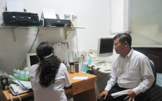 Bác sĩ 'tuồn' bệnh nhân về phòng mạch