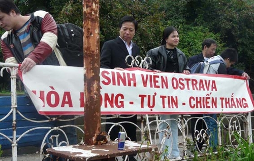 Bóng đá cộng đồng vào mùa