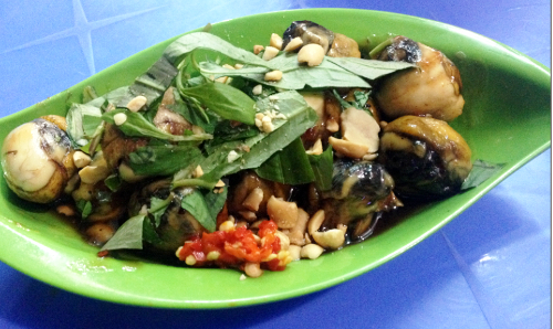 Cút lộn sốt me, món ngon đầu tuần