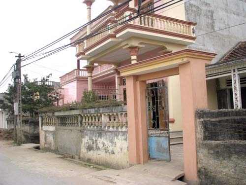 Làng "hầu đồng" thiên hạ