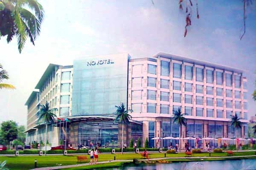Ba chàng Ngự lâm Việt và những người chỉ nhìn chân ghế