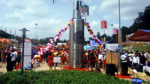 Các vua Hùng có thích bánh to, rượu khủng?