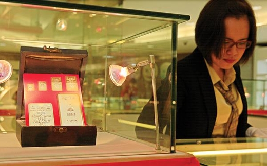 Đấu thầu vàng kéo dài đến bao giờ?