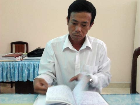 Lãnh đạo VKS Cần Giuộc 'rượu bia xa hoa, bê tha'
