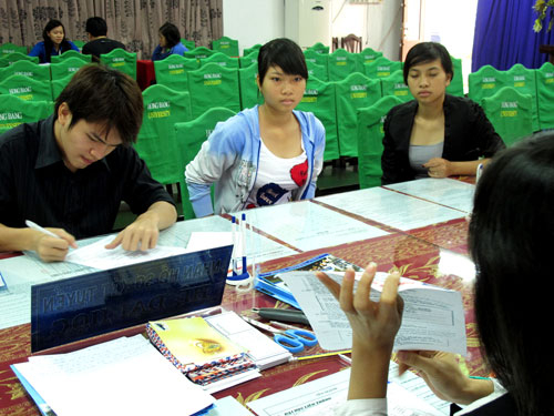 Đại học thiếu người học