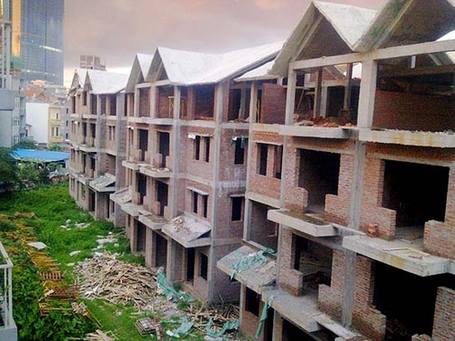 Giới đầu tư làm "rối" thị trường bất động sản