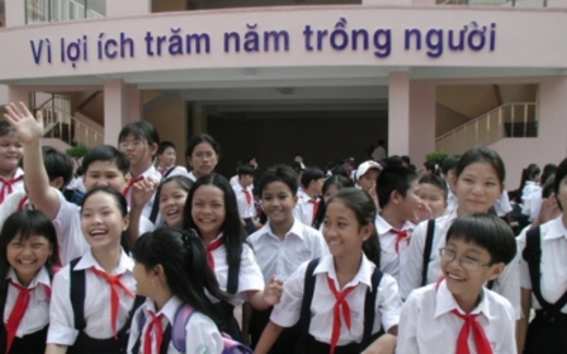 Lộ chiêu mới 'móc túi' phụ huynh