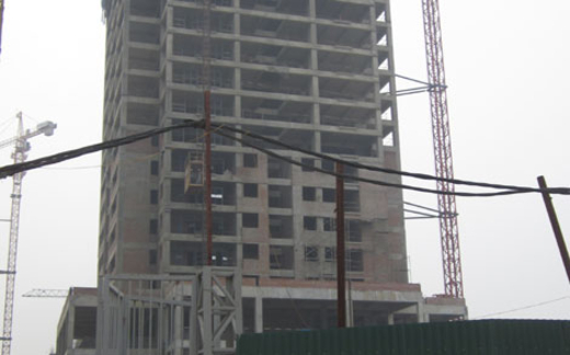 Bỏ tiền tỷ mua nhà, phấp phỏng lo chủ nhà... chết