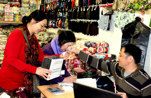 Cộng đồng Việt Nam ở Ba Lan quyên góp ủng hộ đồng bào Miền Trung