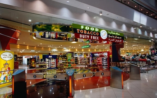 Những mức giá trên trời chỉ có ở sân bay Việt Nam