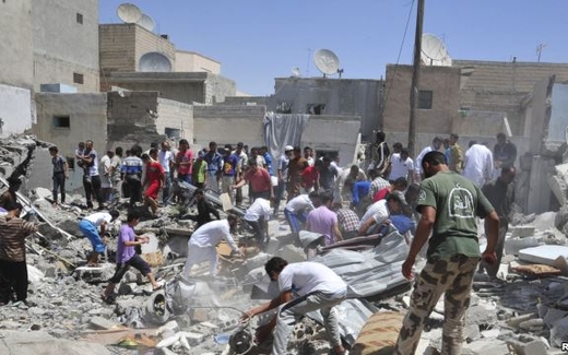 Không kích ở Syria giết chết 20 người