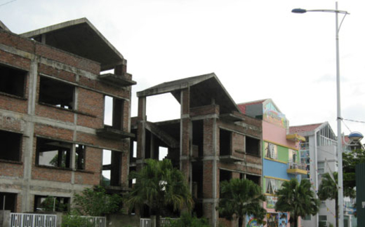 Hà Nội: Bức xúc vì dự án nhà ở thiếu đủ thứ