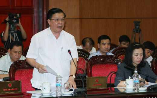 Trụ sở nhiều tỉnh to như cung điện