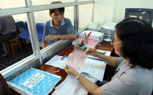 “Sôi động” chính sách, ế ẩm thị trường