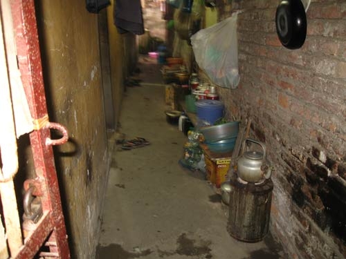 Sáng chạy thận, tối đi làm thuê