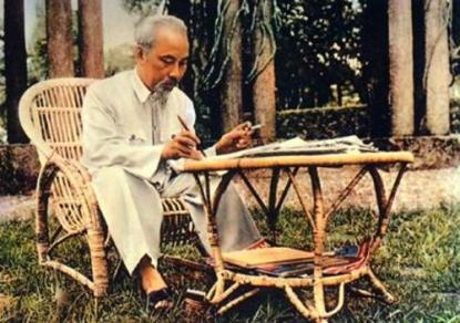 Dân tộc Việt và câu chuyện "Người thông minh" mọi thời (I)