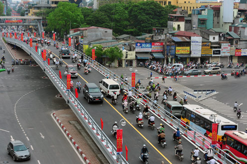 'Xây cầu vượt lắp ghép chỉ là giải pháp tình thế'