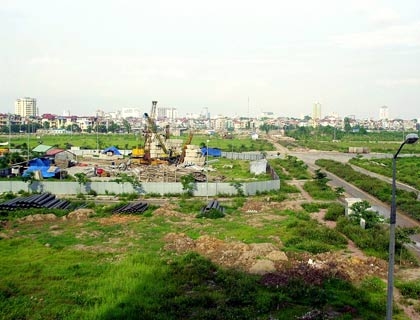 Hà Nội đấu giá đất của tập đoàn Nhà nước