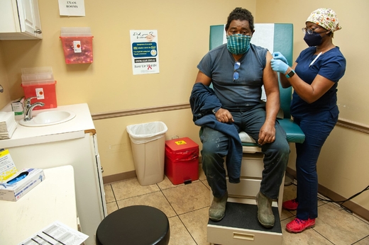 Người Mỹ đang vật lộn với sự gia tăng của omicron