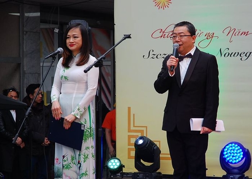 Người Trung Quốc và người Việt ở Wólka Kosowska đón Năm Mới... Kỷ Hợi