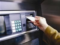 Thiết bị điện nơi công cộng ở TPHCM: Ai xui thì bị giật chết