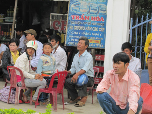 Chật vật vào Nam